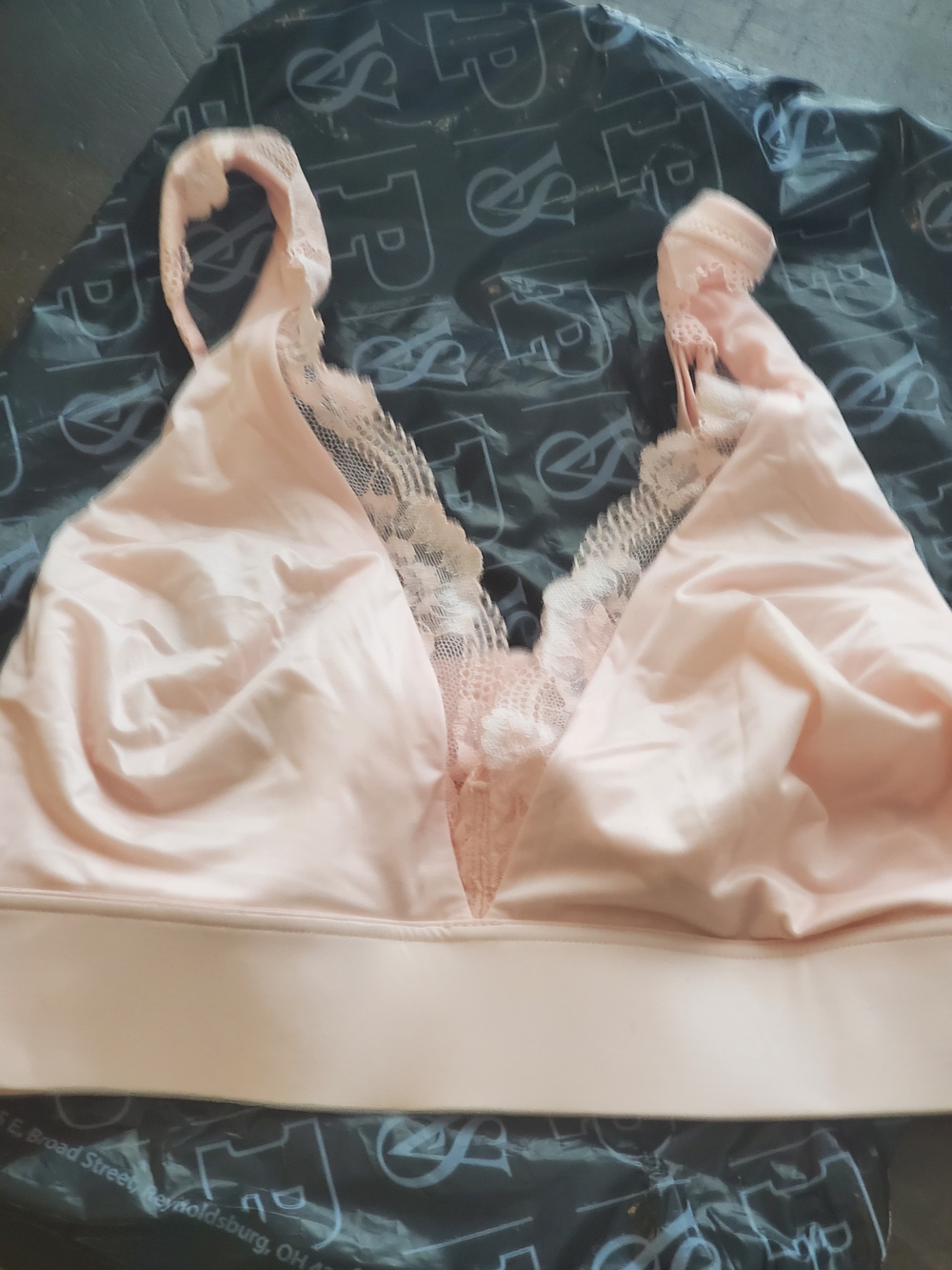Victoria's Secret Soft Lace Triangle Bralette - Light Pink